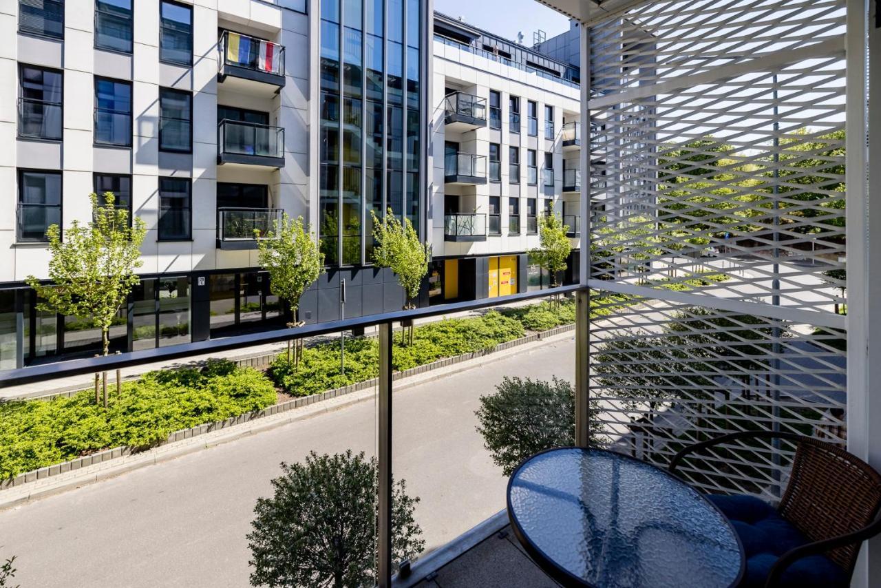 Apartamenty Stare Zoo Zajezdnia Poznań Kültér fotó